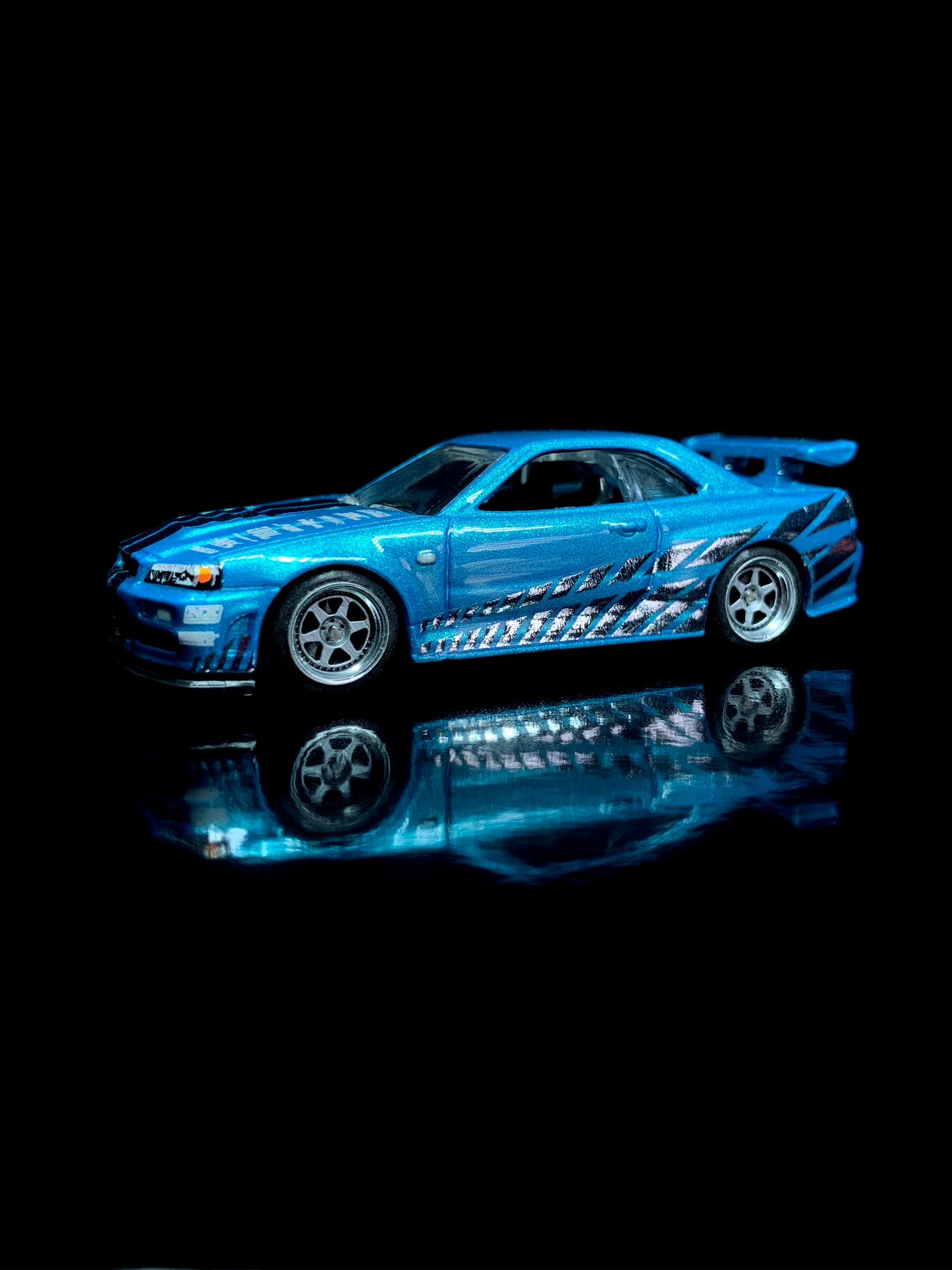 Brian O'conner's Nissan Skyline R34 Reversed Chromy 1:64 Hot Wheels Custom