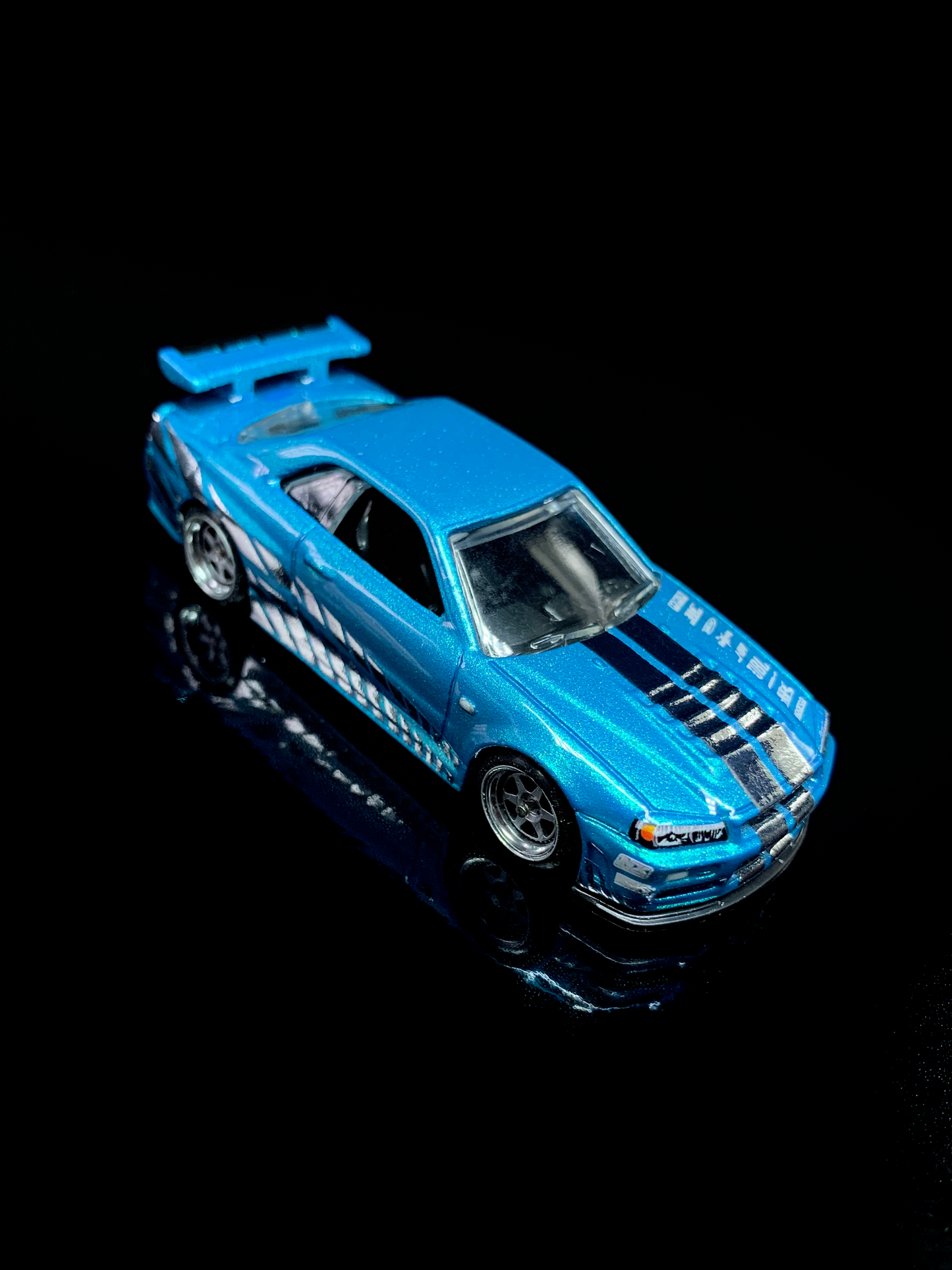 Brian O'conner's Nissan Skyline R34 Reversed Chromy 1:64 Hot Wheels Custom