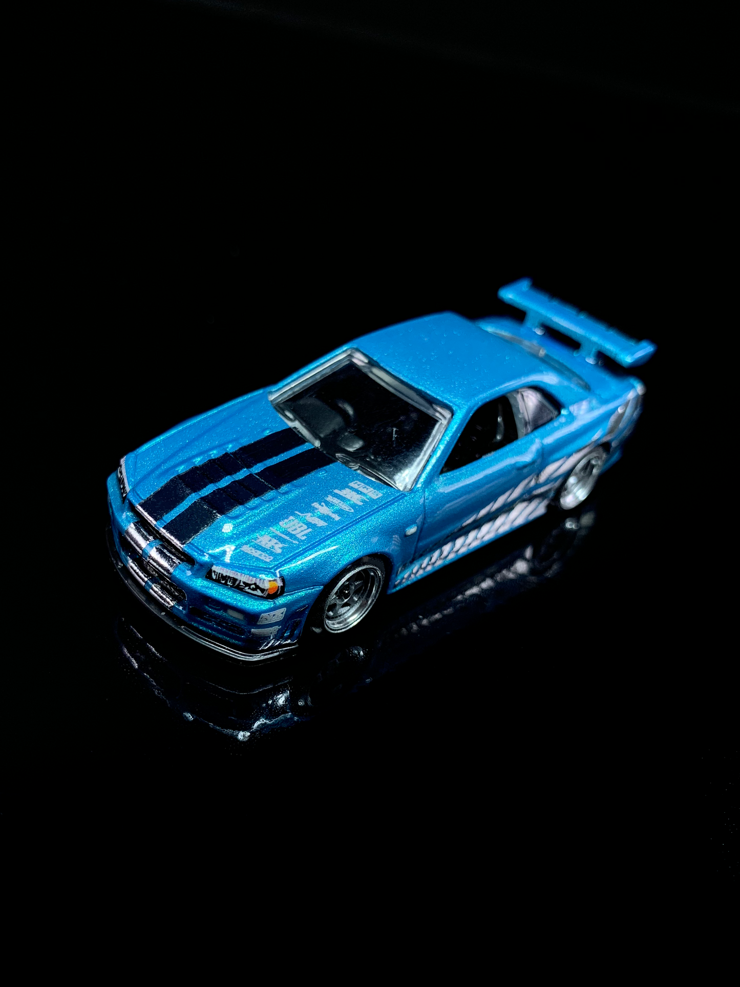 Brian O'conner's Nissan Skyline R34 Reversed Chromy 1:64 Hot Wheels Custom