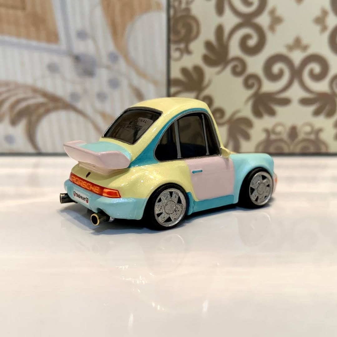 Tuneddington 🧸 Freehand Painted Special Project | Porsche 964 Custom Hot Wheels